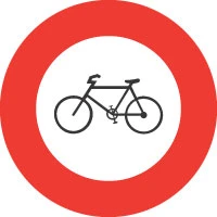 Prohibido a bicicletas y ciclomotores